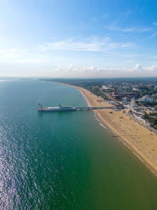 'Aandal House' Bournemouth' Apartment Пул Екстериор снимка